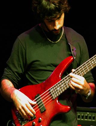 Cristian Tisselli, Bass Guitar Teacher at LessonFaace.com