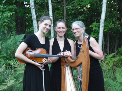 Lisa Carlson flute teacher with daughters