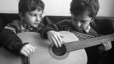 Kids with a guitar