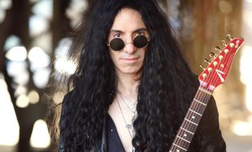 Shred Guitar Essentials: Speed, Accuracy, and Control