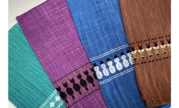 Weave Motifs Using an Overshot Technique