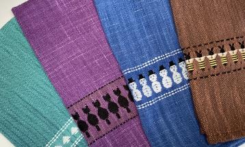 Weave Motifs Using an Overshot Technique