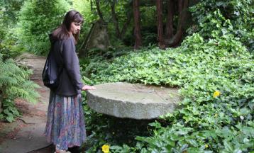 Draw Me into Your World: Writing to Build the Movie in the Reader’s Mind
