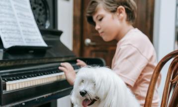 Kids Piano Adventure: Play Your First Song Fast