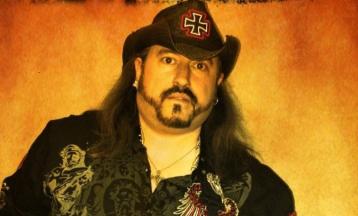 Mastering Vibrato on the Electric Guitar